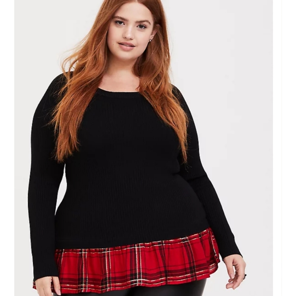 Torrid black/red plain shirt